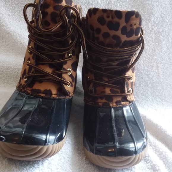 Yoki Rain Boot Leopard Print 6.5 - Picture 2 of 7